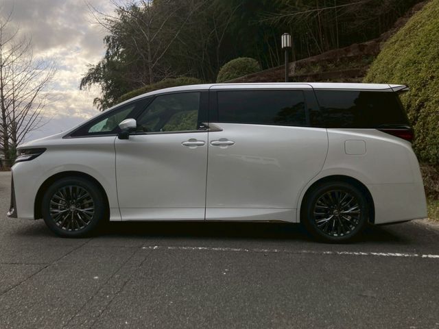TOYOTA VELLFIRE 2026 Image 31