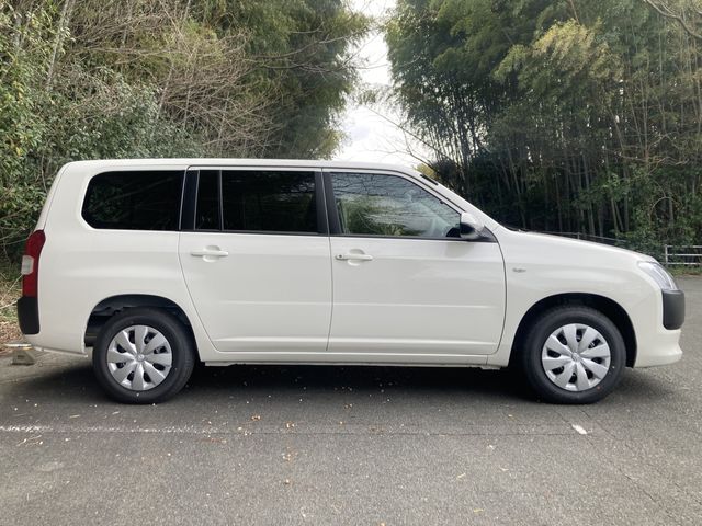 TOYOTA PROBOX VAN HYBRID 2026 Image 31