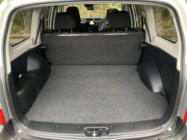 TOYOTA PROBOX VAN HYBRID 2026 Image 31