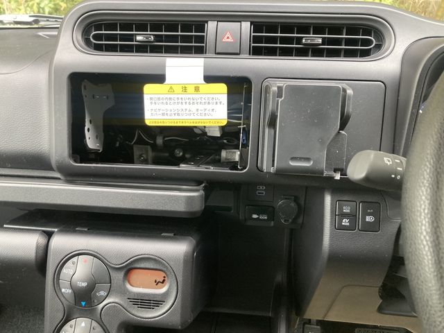 TOYOTA PROBOX VAN HYBRID 2026 Image 31