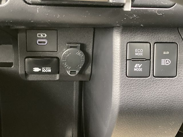 TOYOTA PROBOX VAN HYBRID 2026 Image 31