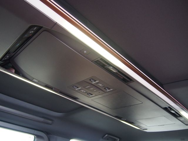 TOYOTA VELLFIRE 2025 Image 31