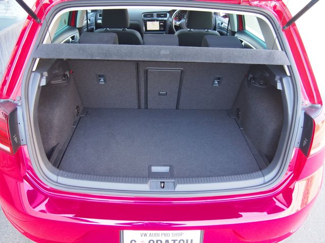 VOLKSWAGEN GOLF 2017 Image 31