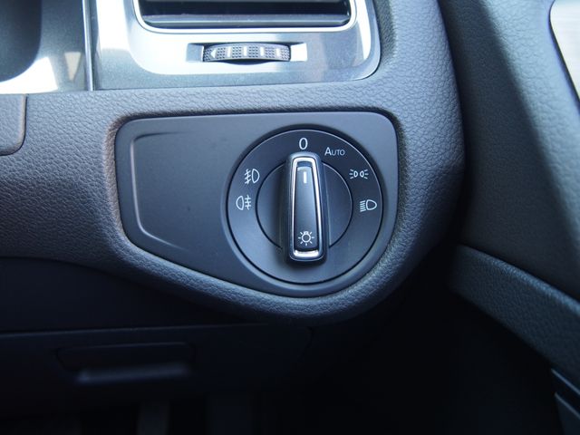 VOLKSWAGEN GOLF 2017 Image 31