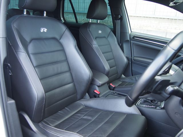 VOLKSWAGEN GOLF R 2015 Image 31