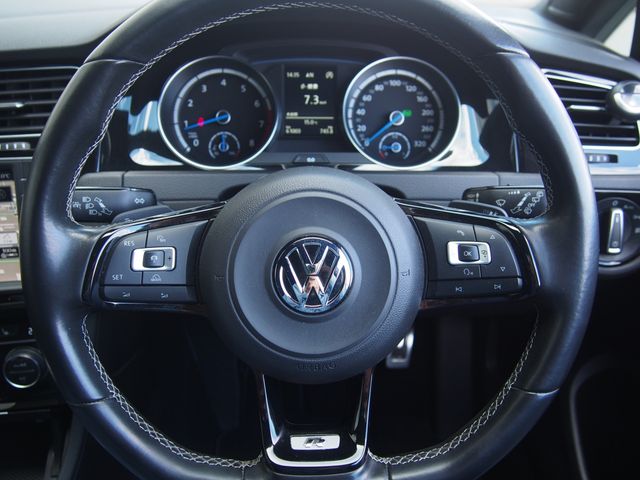 VOLKSWAGEN GOLF R 2015 Image 31