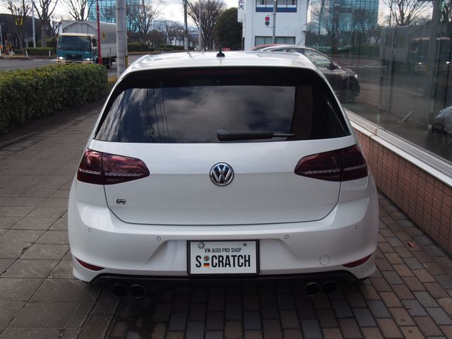 VOLKSWAGEN GOLF R 2015 Image 31