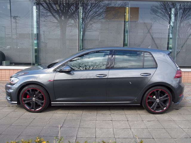 VOLKSWAGEN GOLF GTI 2018 Image 31