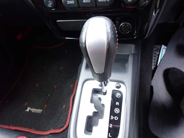 SUZUKI JIMNY 4WD 2013 Image 31