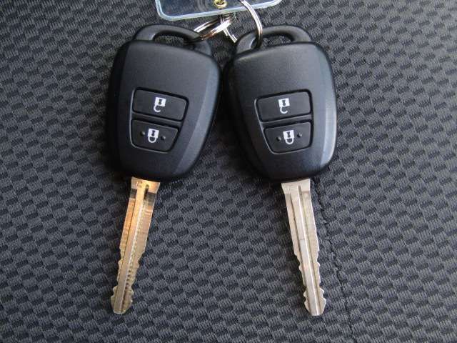 TOYOTA HIACE VAN 2WD 2023 Image 31