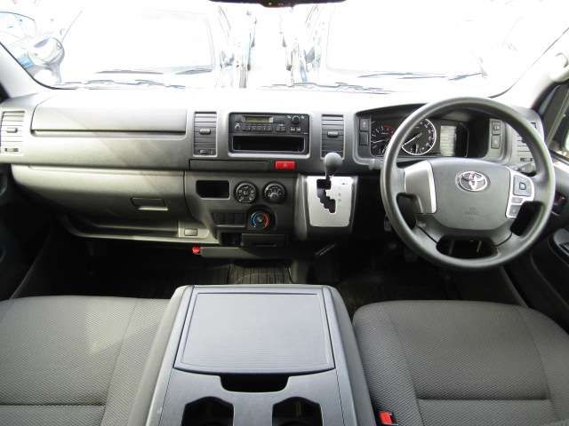 TOYOTA HIACE VAN 2WD 2023 Image 31