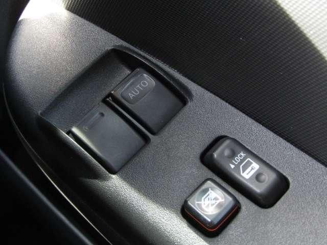 TOYOTA HIACE VAN 2WD 2023 Image 31