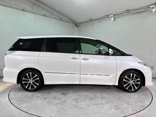 TOYOTA ESTIMA 2013 Image 31