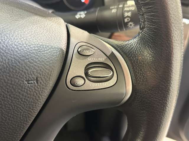 NISSAN FUGA 2013 Image 31