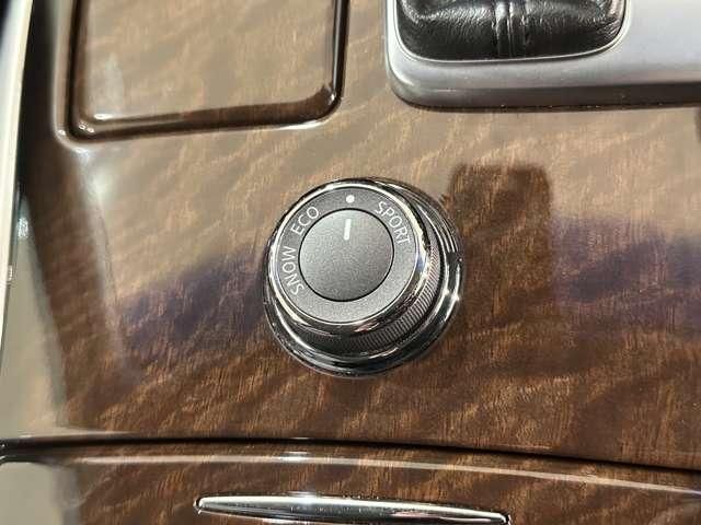 NISSAN FUGA 2013 Image 31