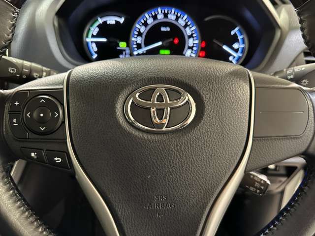 TOYOTA ESQUIRE HYBRID 2015 Image 31