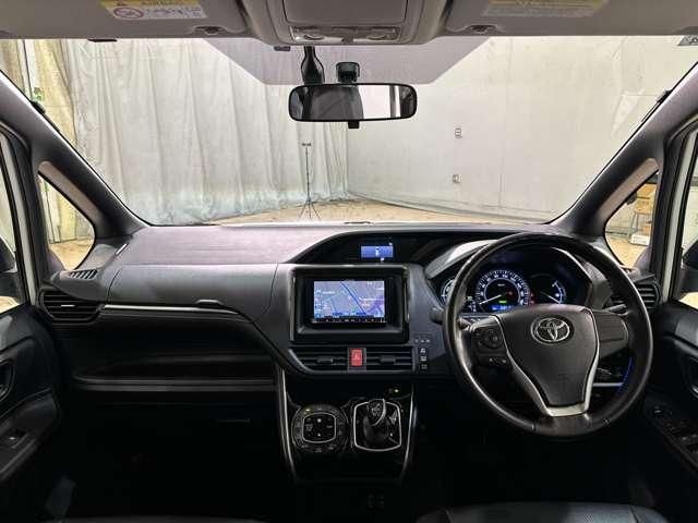 TOYOTA ESQUIRE HYBRID 2015 Image 31