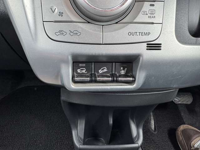 SUZUKI HUSTLER 4WD 2015 Image 31