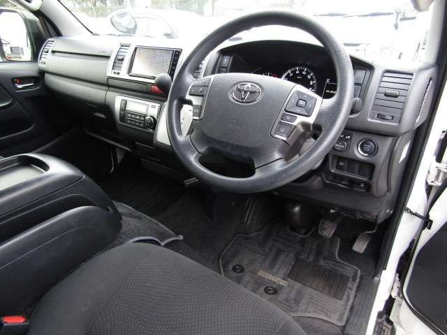 TOYOTA HIACE VAN 2WD 2021 Image 31