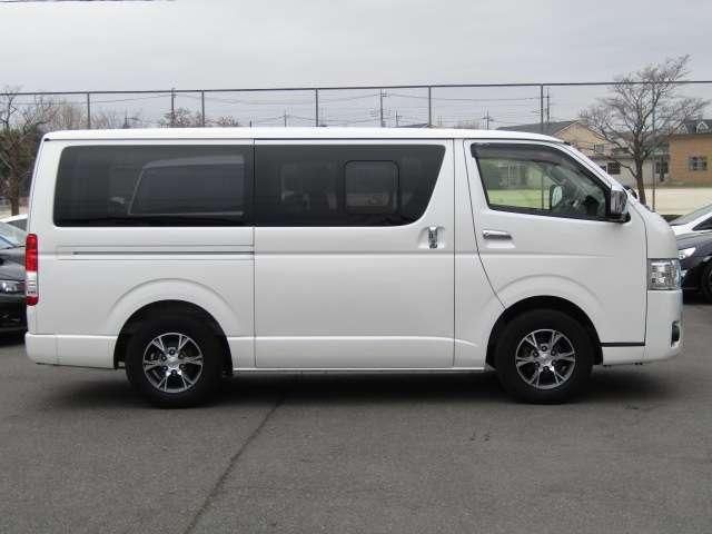 TOYOTA HIACE VAN 2WD 2021 Image 31