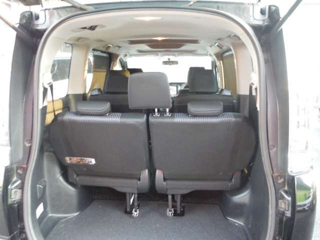 TOYOTA VOXY 2014 Image 31