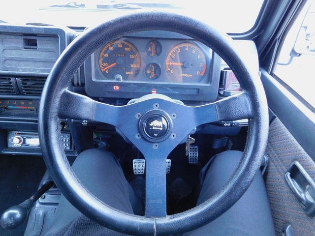 SUZUKI JIMNY VAN 4WD 1995 Image 31