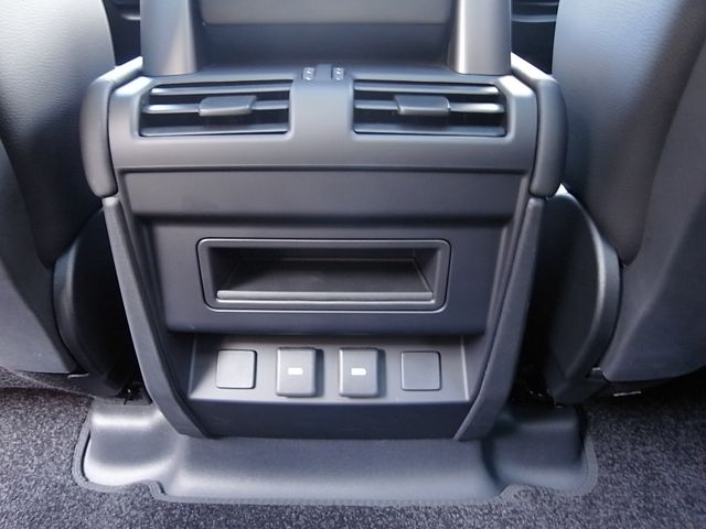 ROVER DEFENDER 2023 Image 31