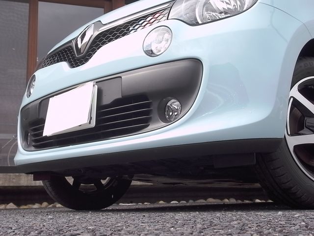 RENAULT TWINGO 2018 Image 31