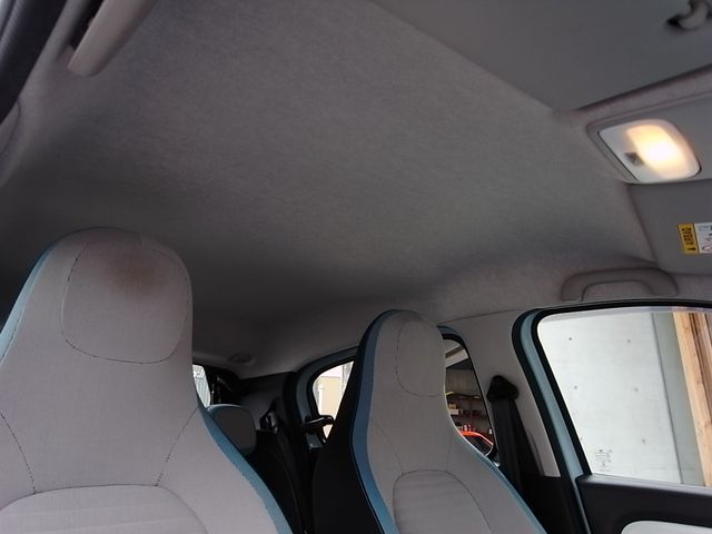 RENAULT TWINGO 2018 Image 31