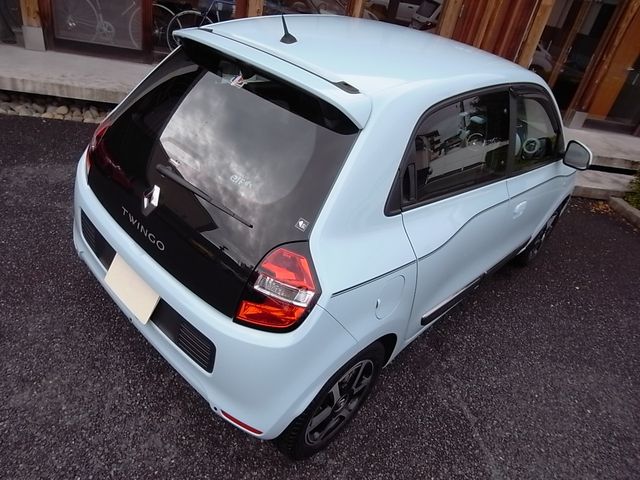 RENAULT TWINGO 2018 Image 31