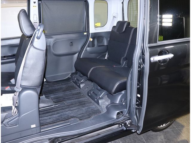 DAIHATSU TANTO CUSTOM 2016 Image 31