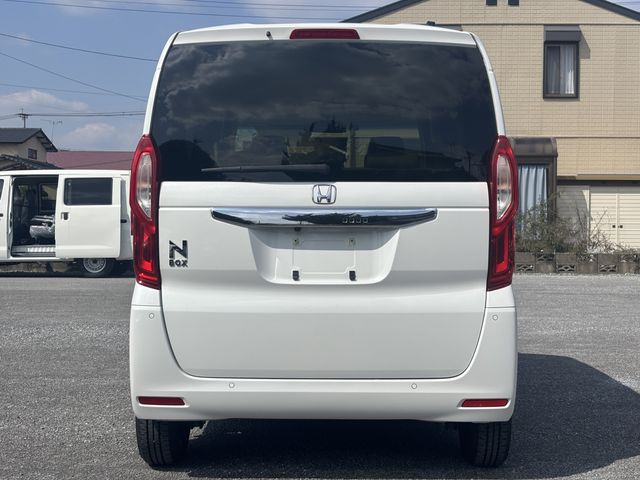 HONDA N BOX 2022 Image 31