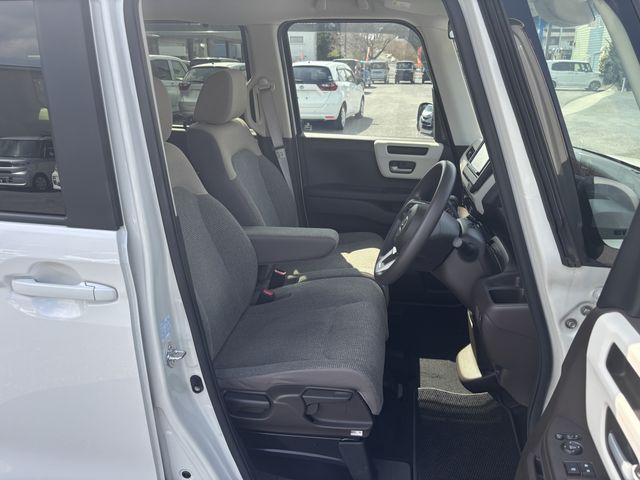 HONDA N BOX 2022 Image 31