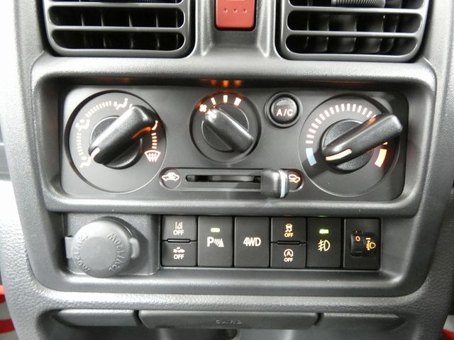 SUZUKI CARRY TRUCK 4WD 2025 Image 31