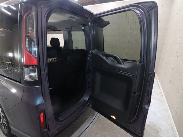 HONDA STEPWAGON SPADA 2018 Image 31