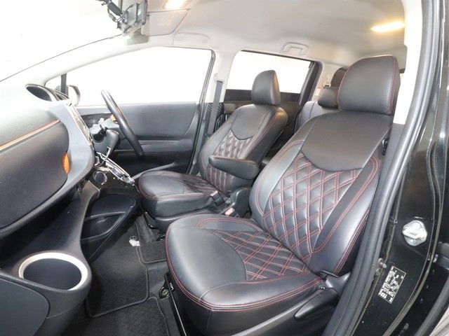 TOYOTA SIENTA HYBRID 2015 Image 31