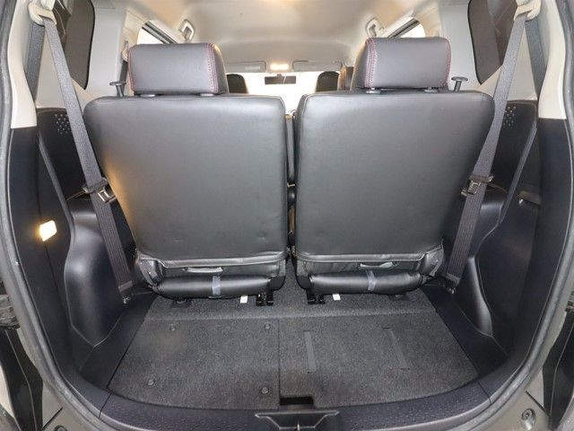 TOYOTA SIENTA HYBRID 2015 Image 31