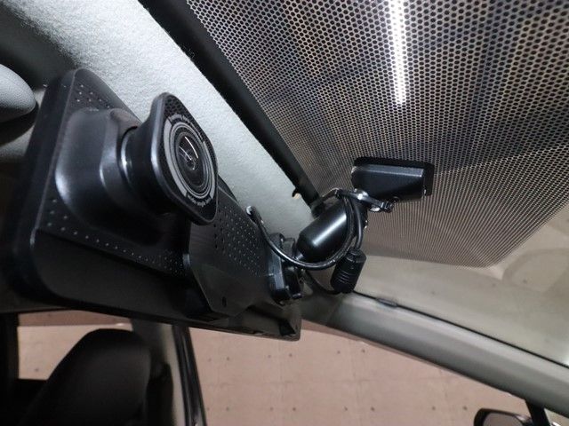 TOYOTA SIENTA HYBRID 2015 Image 31