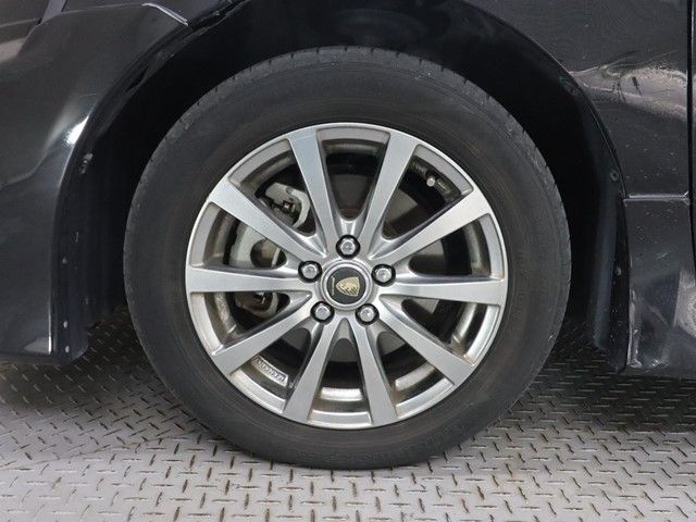 TOYOTA SIENTA HYBRID 2015 Image 31