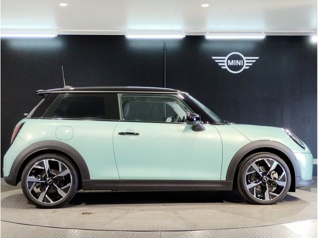 BMW MINI COOPER 2025 Image 31