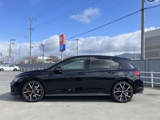 VOLKSWAGEN GOLF GTI 2023 Image 31