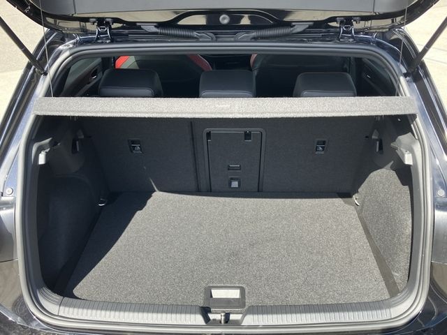 VOLKSWAGEN GOLF GTI 2023 Image 31