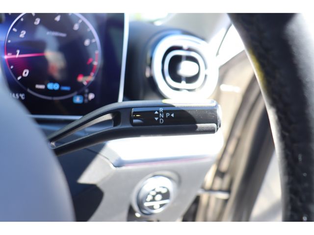 MERCEDES BENZ C CLAS 2022 Image 31