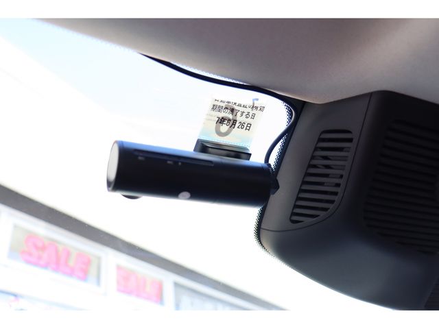 MERCEDES BENZ C CLAS 2022 Image 31