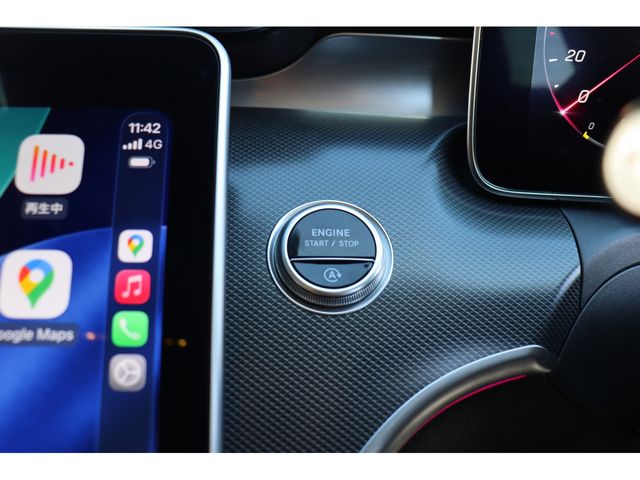 MERCEDES BENZ C CLAS 2022 Image 31