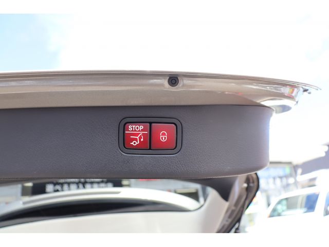 MERCEDES BENZ C CLAS 2022 Image 31