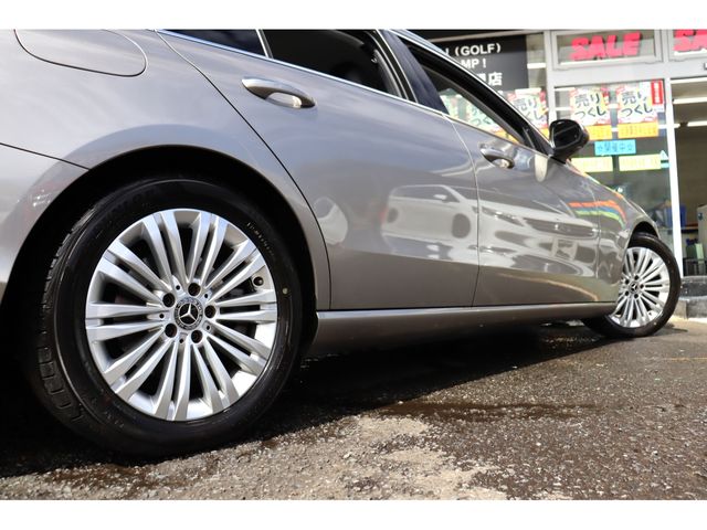 MERCEDES BENZ C CLAS 2022 Image 31