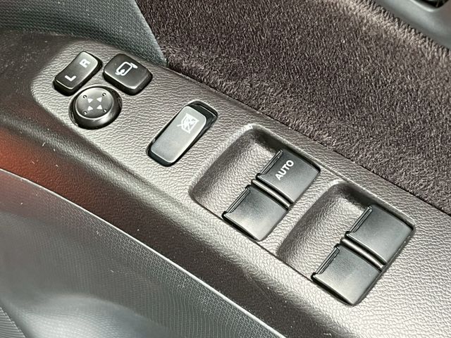 MITSUBISHI DELICA D:2 2WD 2011 Image 31