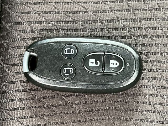 MITSUBISHI DELICA D:2 2WD 2011 Image 31