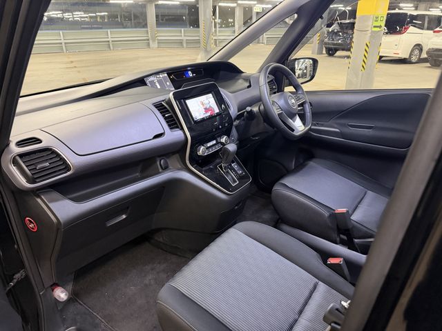 NISSAN SERENA  S-HYBRID 2019 Image 31